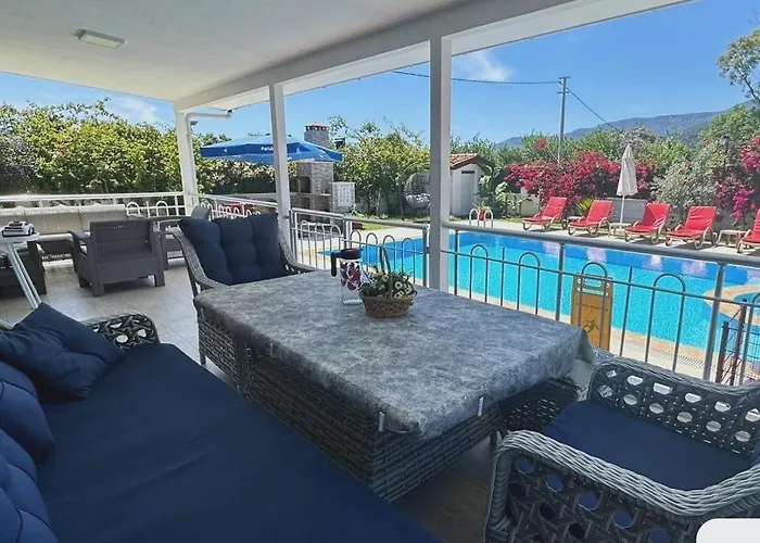 4 With Private Pool In Dalyan Ema Tatil Evi *